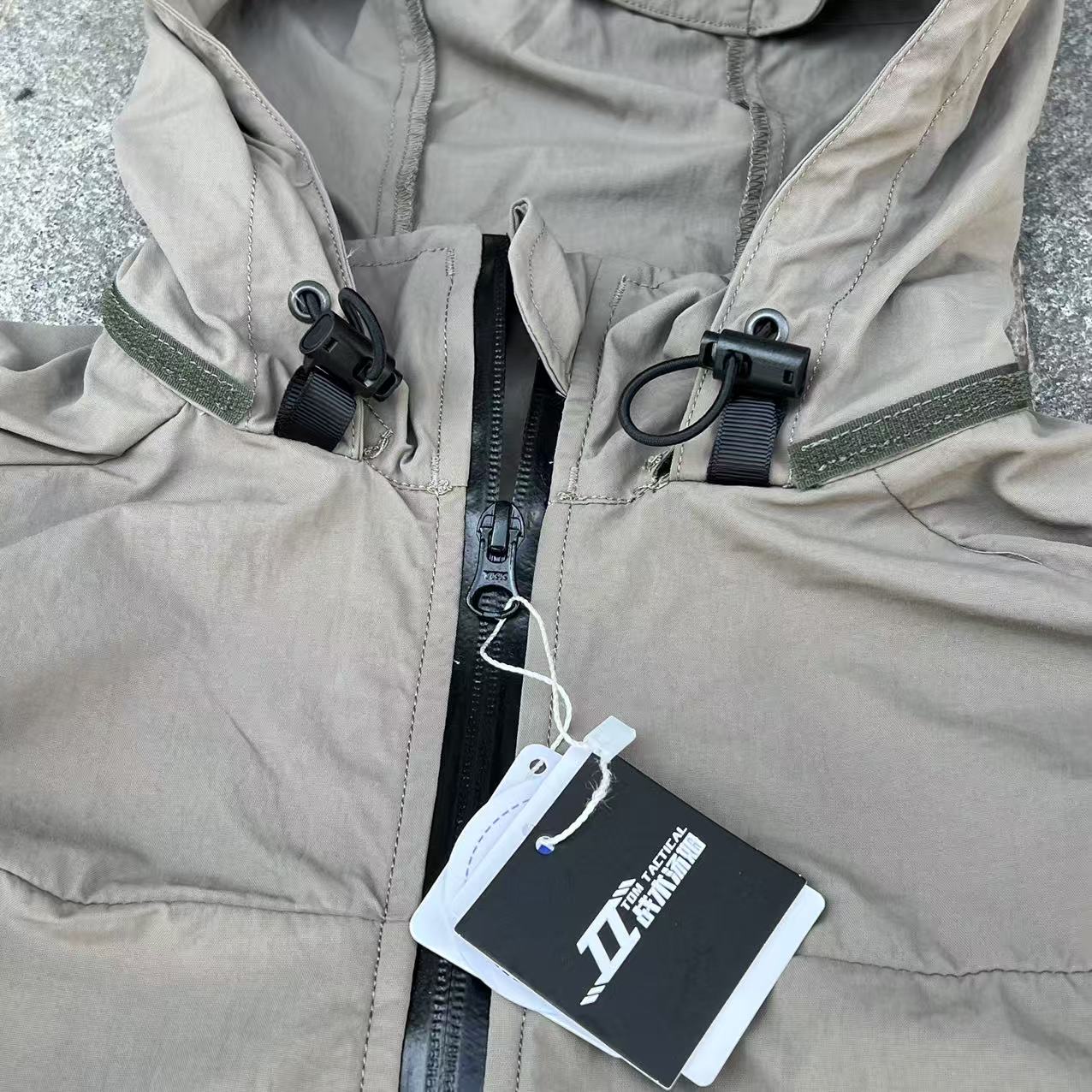 Tactische Tom ORC grijze softs - Windproof Jacket Softshell recensie en prijs